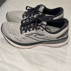 Brooks Women Running Glycerin 19 Tennis Shoes